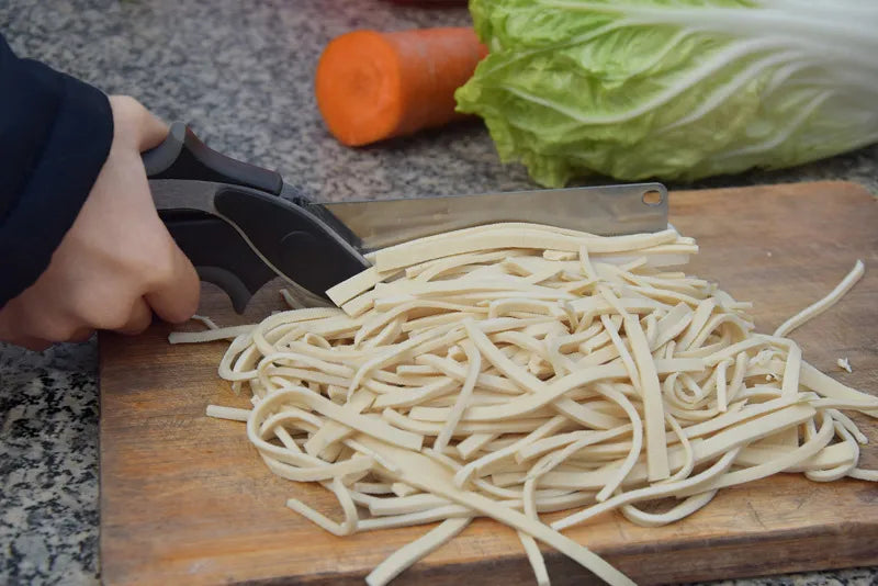 2-in-1 Kitchen Knife & Vegetable Shears