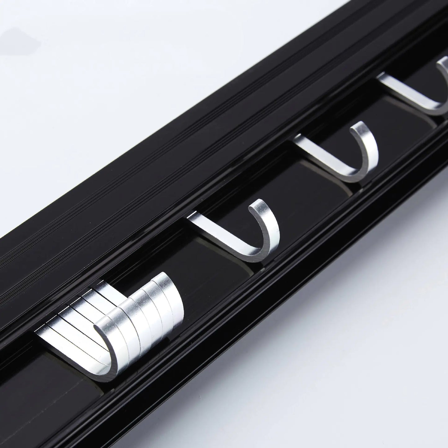 Wall-Mounted Black Aluminum Kitchen Knife Rack Storage