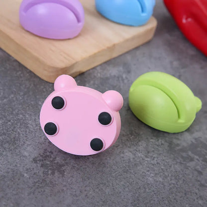 Cartoon Bear-Shaped Kitchen Knife Sharpener Tool